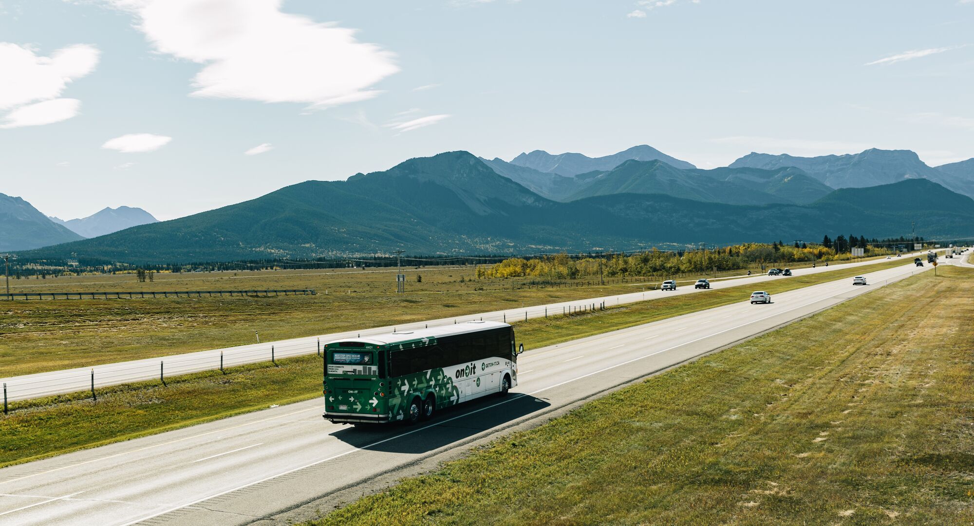 bus tours from calgary to banff